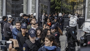 İstanbul Üniversitesinde olaylı gün! Gözaltılar var 
