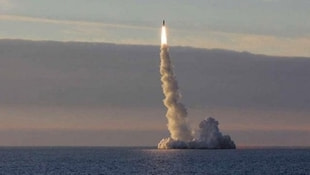 10 füze fırlatıldı! Rusya, Akdenizden vurdu