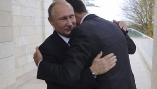 ABDden şok suçlama: Putin, Esede sarılarak...