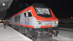Demir İpek Yolunun ilk treni Türkiyede 