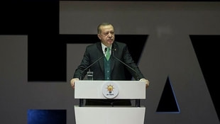 Cumhurbaşkanı Erdoğandan Trumpa: Sen çalarsın, sen oynarsın