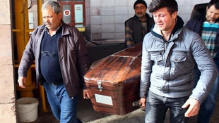 Üvey babası tarafından öldürülen Ahmet Coşkunun cenazesi Adli Tıptan alındı