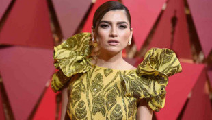 Blanca Blanco frikiğiyle Oscar ödül törenine damga vurdu