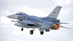 Türk savaş uçakları Yüksekova kırsalını vurdu!