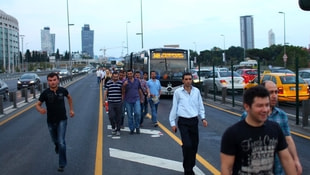 Metrobüs arıza yaptı İstanbul felç!