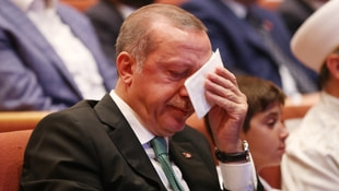 Cumhurbaşkanı Erdoğanın gözyaşları