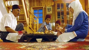 Türkiyede 4 kişilik bir ailenin yoksulluk sınırı 4901 lira