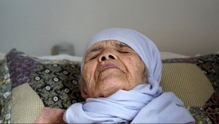 106 yaşındaki kadın mülteciyi reddettiler!