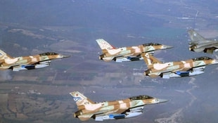 İsrail Suriyeyi vurdu! Esedin sarayı bomba sesleriyle yankılandı