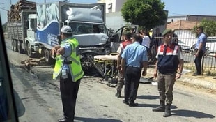İzmirdeki zincirleme kazada 1 kişi ağır yaralı