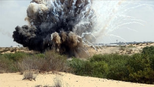 İsrailden Gazze sınırına roket saldırısı