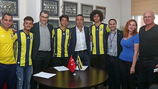 Fenerbahçe, üç transferi resmen açıkladı