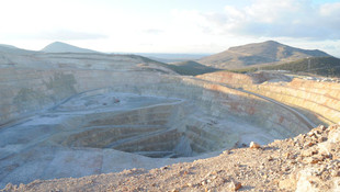 2015 yılının son altın külçesi döküldü