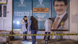 AK Parti temsilciliğine molotof kokteyli atıldı