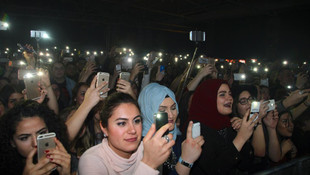 Almanya'da Gökhan Türkmen konser verdi
