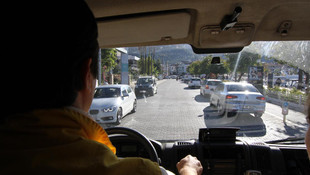 Ambulans şoförlerinin trafikte yaşadığı sorunlar görüntülendi