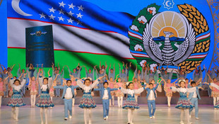 Özbekistan'da Anayasa Bayramı kutlamaları