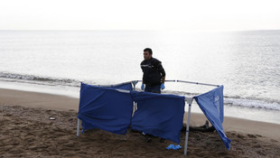 Antalya sahilinde ceset bulundu