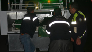 Antalya'da kamyonet yayalara çarptı: 2 ölü