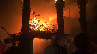 Atıl durumdaki otel 2'nci kez kundaklandı