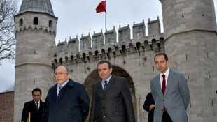 Bakan Ünal'dan Topkapı Sarayı'na ziyaret
