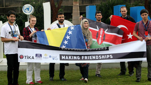 Boşnak öğrencilerden Afrika ülkelerine dostluk ziyareti