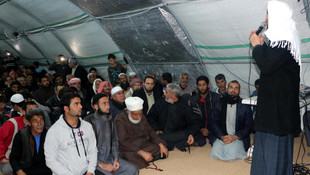 Çadır kentte Mevlit Kandili