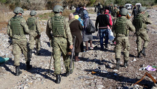 Çanakkale'de 74 yabancı uyruklu yakalandı