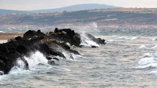 Çanakkale'de kuvvetli poyraz