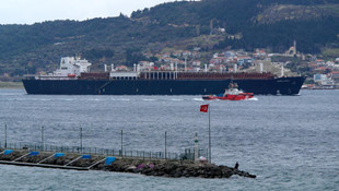 Doğalgaz tankeri Çanakkale Boğazı'ndan geçti