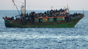 Yunanistanın Farmakonisi Adası açıklarında tekne devrildi! 11 göçmen hayatını kaybetti!