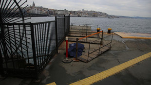 Eminönü'nde denizde ceset bulundu