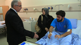 Eskişehir'de üniversiteli sporcuları taşıyan midibüsün devrilmesi