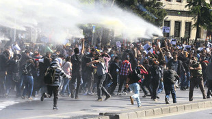 Diyarbakırda izinsiz gösteri!