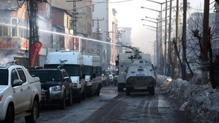 Hakkari'de izinsiz yürüyüş