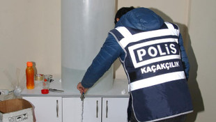 İzmir'de sahte içki operasyonu