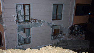 Karabük'te yıkılma tehlikesine karşı bina boşaltıldı