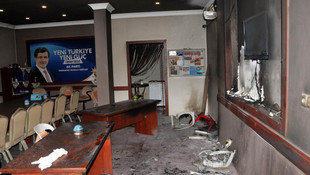 Kocaeli'de AK Parti temsilciliğine düzenlenen molotofkokteylli saldırı