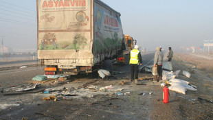 Konya'da zincirleme trafik kazası: 2 ölü, 1 yaralı