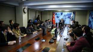 Marmara Üniversitesi öğrencileri, AA'yı ziyaret etti