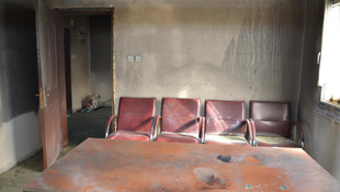 Muhtarlık binasına molotofkokteylli saldırı