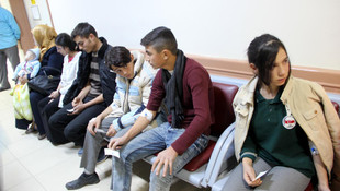 Öğrenci servisi mandaya çarptı: 14 yaralı