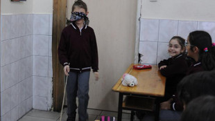 Öğrenciler "engelli" olmayı yaşayarak öğrendi