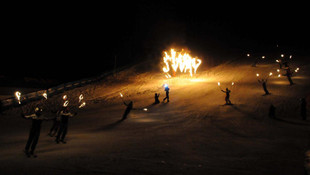 Palandöken'de renkli kayak sezonu açılışı