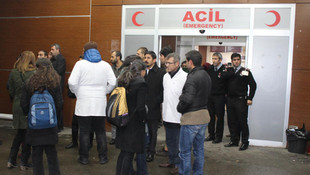 Sağlıkçı çalışanları terör saldırılarında ölen meslektaşlarını andı