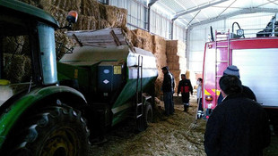 Saman makinesine sıkışan işçi öldü