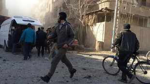 Şam'da yerleşim yerine hava saldırısı