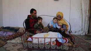 Suriyeli ikizlere teyzesi sahip çıktı