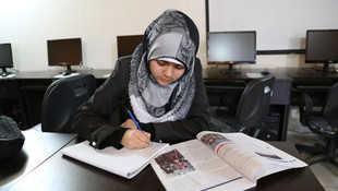 Suriyeli kız kardeşler, Kanada'da burslu okuyacak