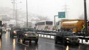 TEM otoyolunda zincirleme trafik kazası meydana geldi! 1 ölü 31 yaralı!
